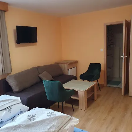 Zeleny Strom 3*